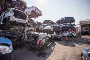 carro attrezzi veicolo da demolire Torino